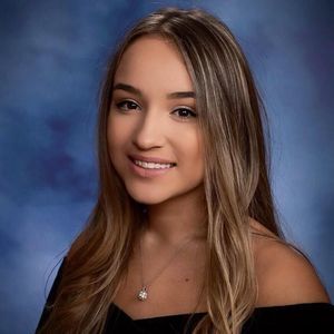 Meet your Posher, Marinela